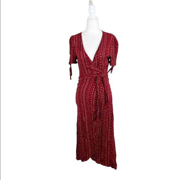Lulus Red Pattern Midi Summer Wrap Dress Sz Small - Picture 1 of 6